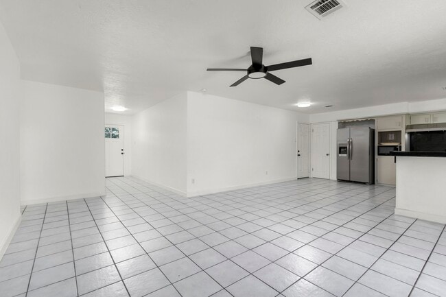 Building Photo - 11030 Hayslip Ln