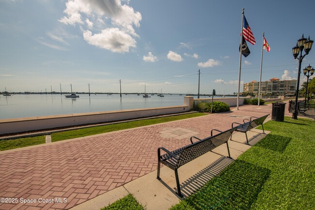 Building Photo - 1613 Indian River Dr