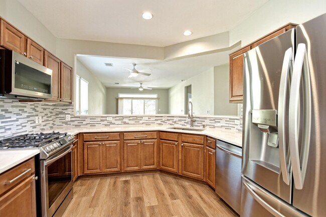 Building Photo - 313 Essex Ln