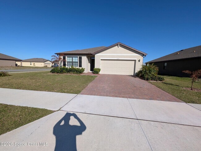 Building Photo - 6694 Topaz Dr