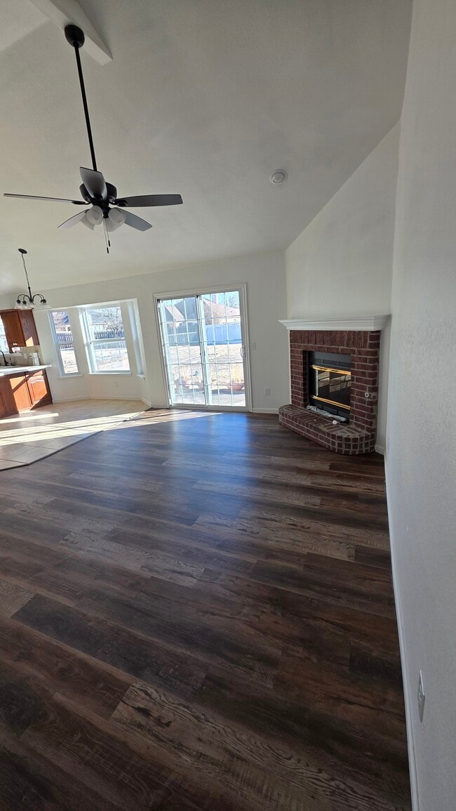 Building Photo - 8213 E Norman St