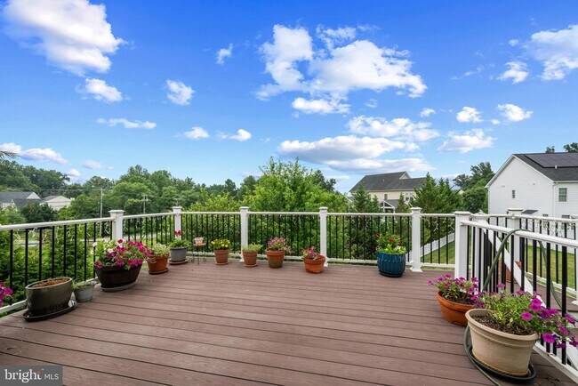 Building Photo - 5066 Winesap Way