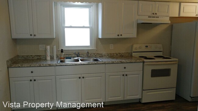Building Photo - 3 br, 1 bath House - 149 Duxbury Rd