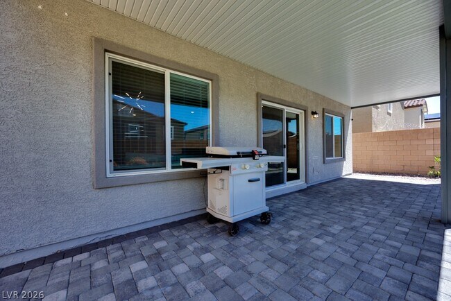 Building Photo - 10963 Preston Trails Ave