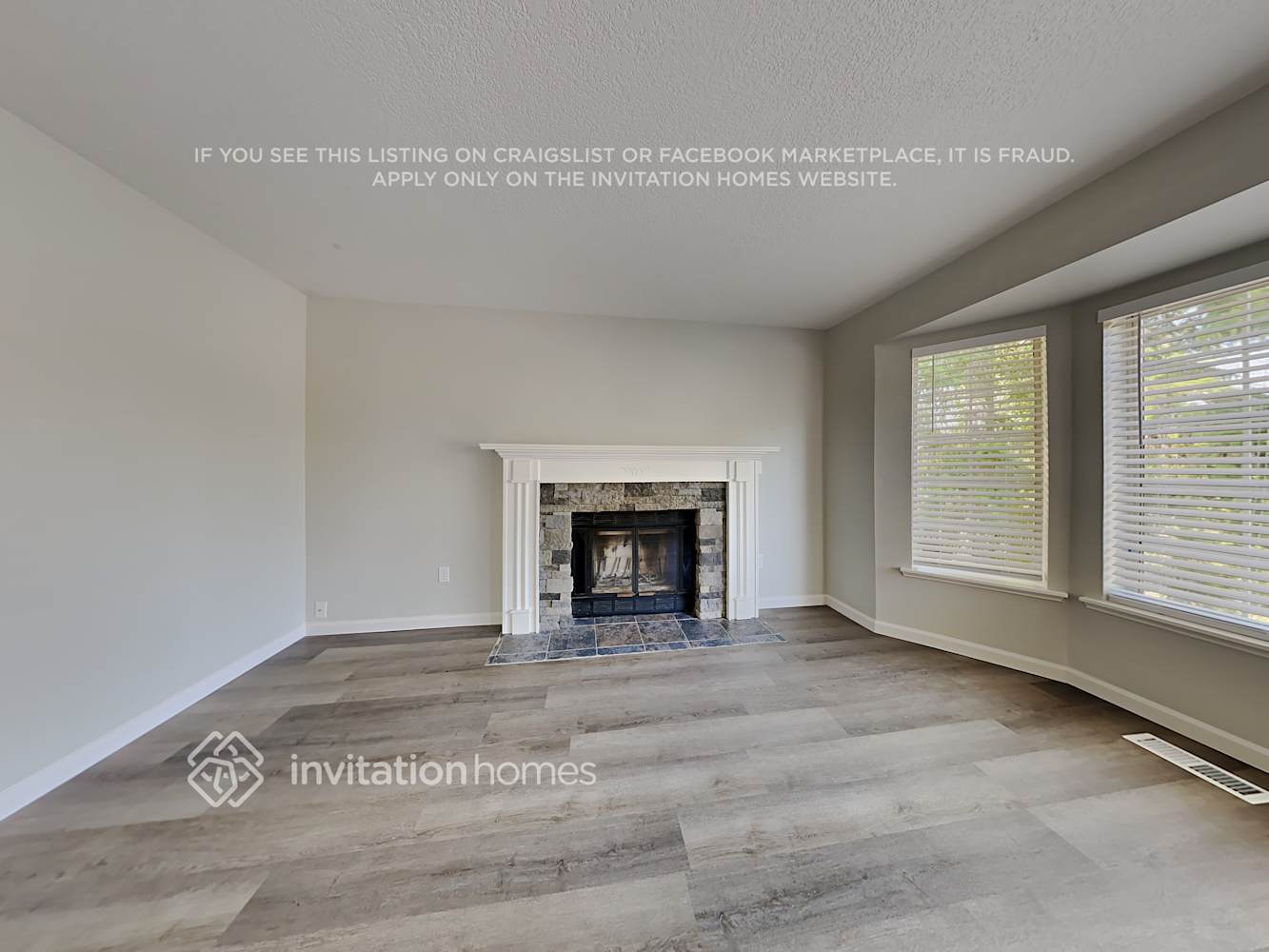 Building Photo - 3227 31st St Pl SE