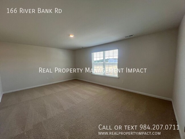 Building Photo - 166 River Bank Rd