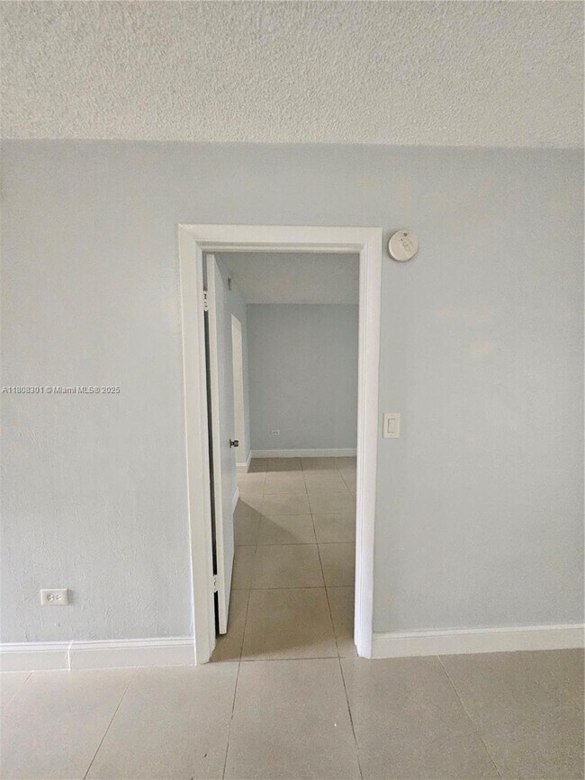 Building Photo - 8101 SW 73rd Ave