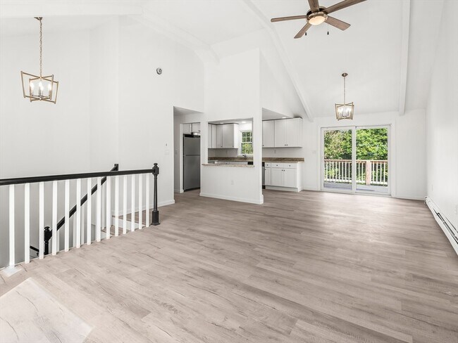 Building Photo - 26 Sidney St