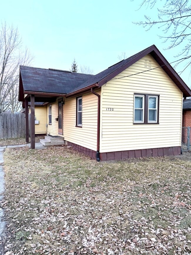 Building Photo - 1 bed. 1 bath.