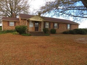 Building Photo - 7300 Claiborne Rd