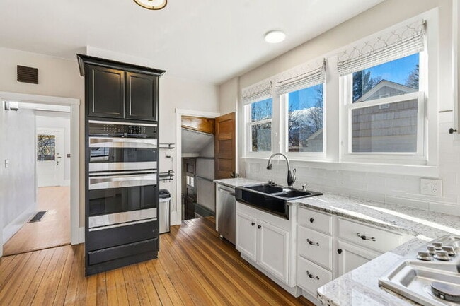 Building Photo - Rare Rental in Old North End with Private Yard & Garage