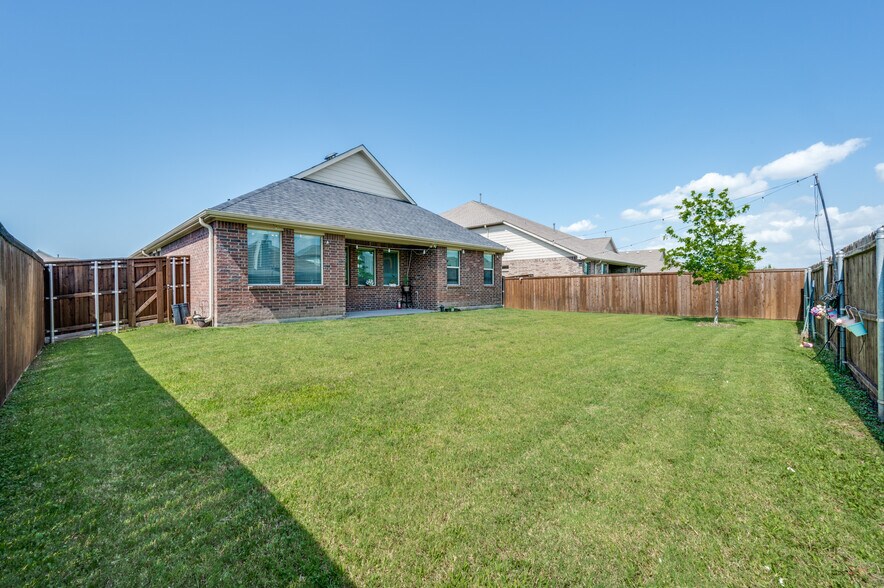 Building Photo - 3016 Riddler Way