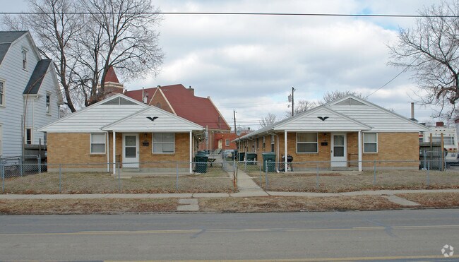 Primary Photo - 234-238 Linden Ave