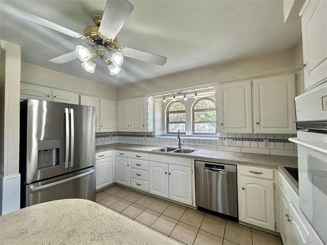 Building Photo - 6209 Gayle Dr