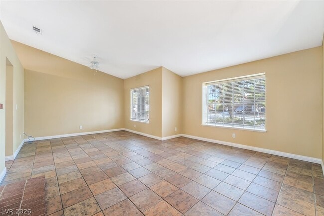 Building Photo - 731 Autumn Moon Dr