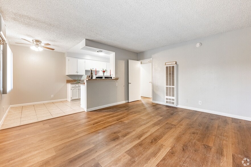 Building Photo - Rosemead Apartments