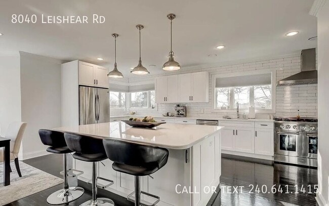 Building Photo - 8040 Leishear Rd