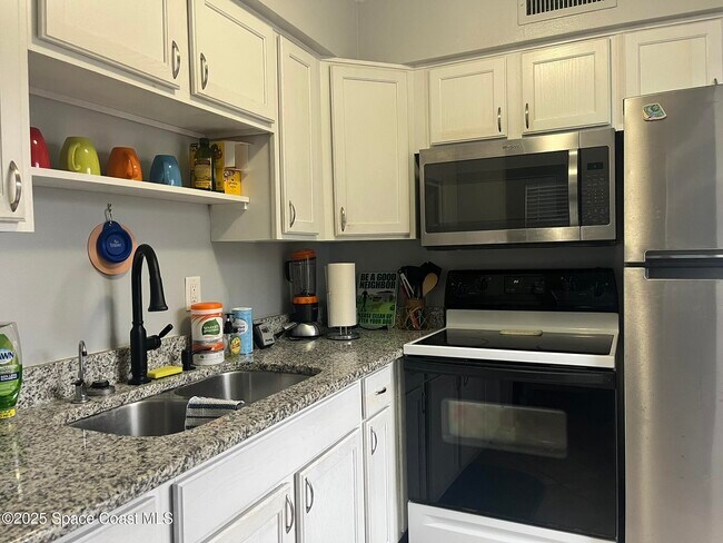 Building Photo - 415 Madison Ave