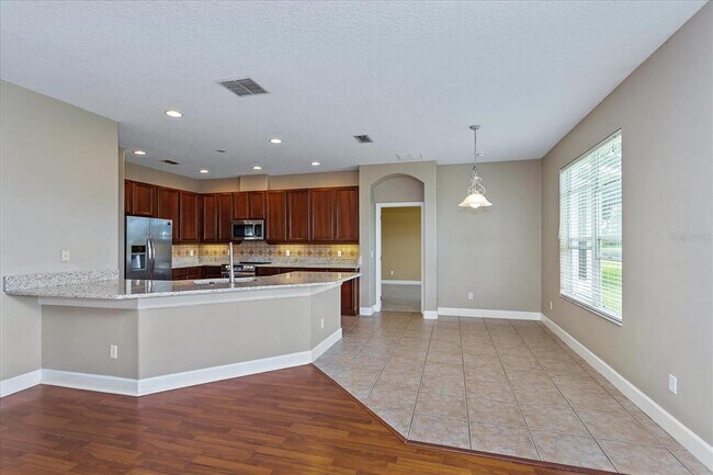 Building Photo - 2120 Turkey Oak Ct
