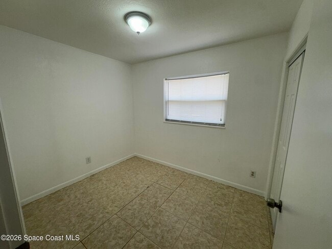 Building Photo - 507 Seacrest Ave