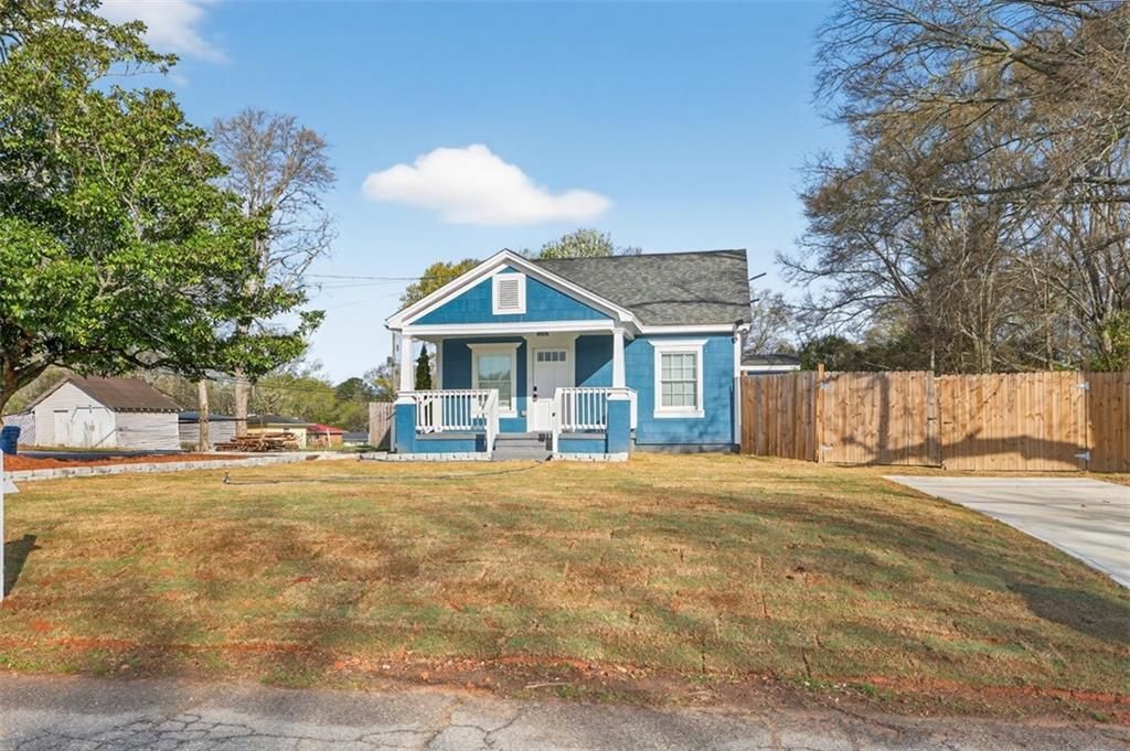 Building Photo - 240 E 5th Ave