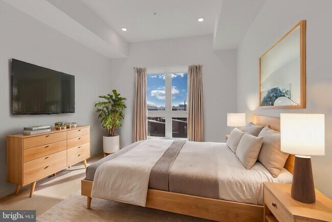 Building Photo - 1731 Tilghman St