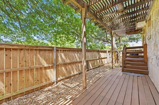 Building Photo - 1109 Traci Michelle Dr