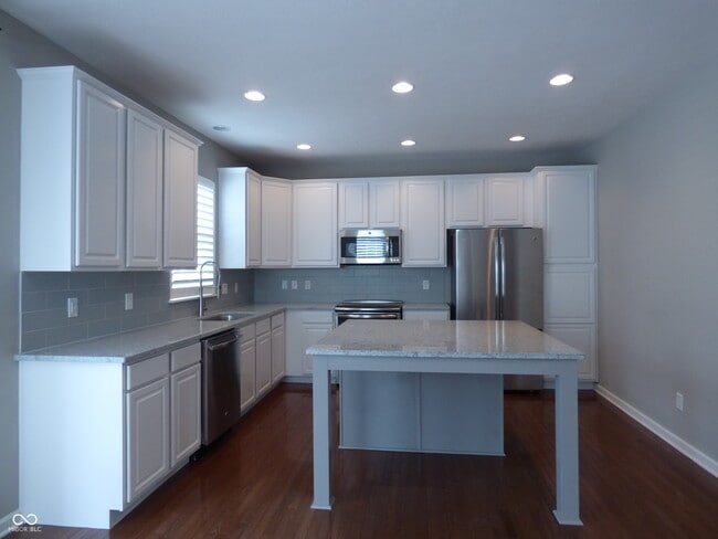 Building Photo - 8213 Katrina Way