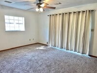 Building Photo - 8514 Raquel Ln