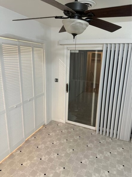 Building Photo - 212 Logan St