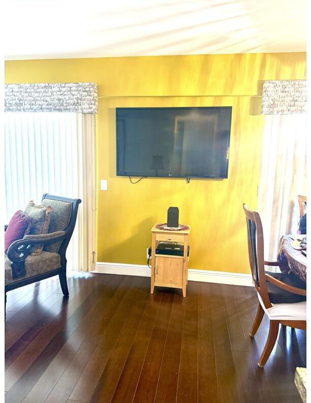 Building Photo - 162 Preston Way