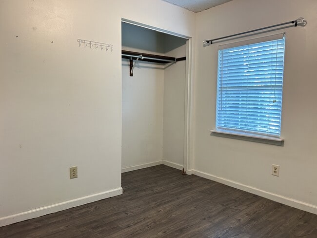 Building Photo - 457 Channing Way