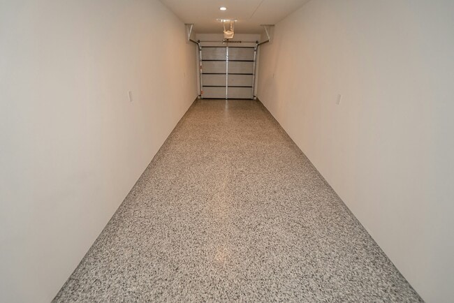 Building Photo - 2631 S La Salle Ave