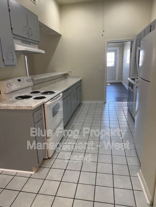 Building Photo - 103A S Main St