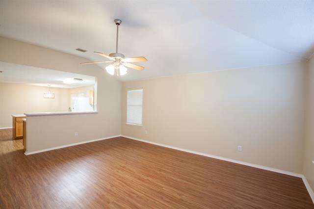 Building Photo - 1118 Water Oak Way