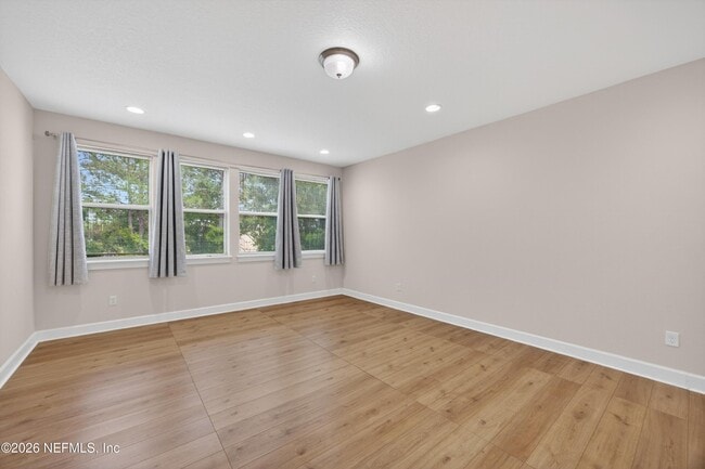 Building Photo - 32 Talori Ave