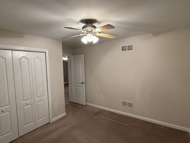 Building Photo - Beautiful 3-Bedroom Single Family Home on Private Lot- RENT NOW, SAVE NOW!