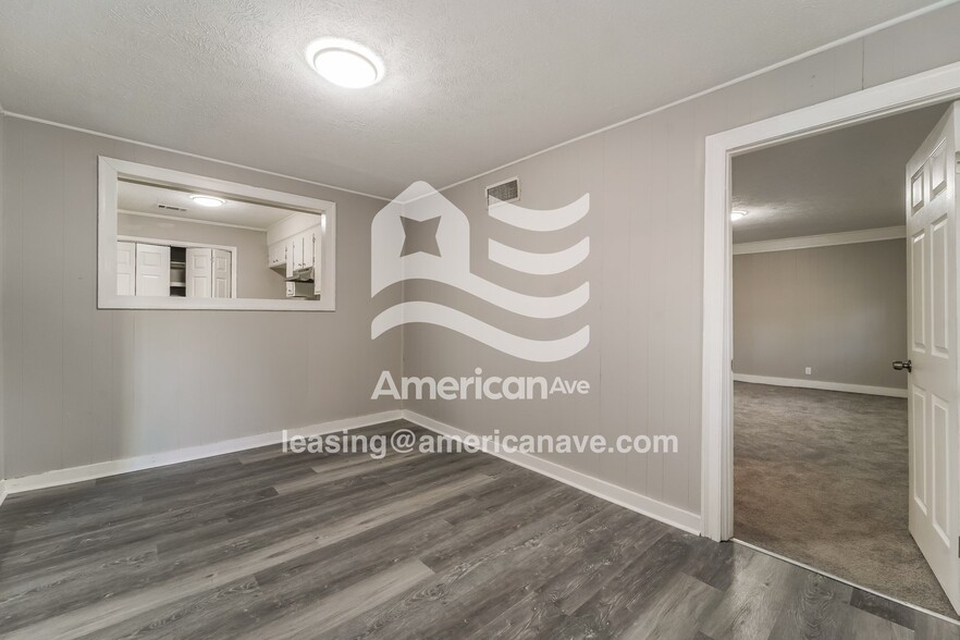 Building Photo - 657 Upper Darby Rd