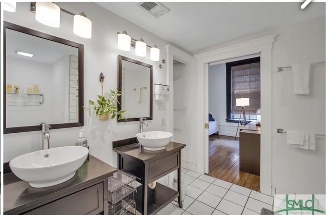 Building Photo - 2 BED | 2 BATH | DOWNTOWN CONDO