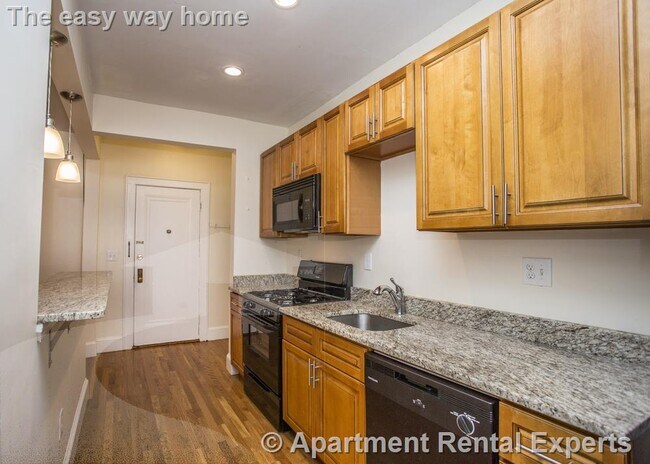 Building Photo - 138 Highland Ave