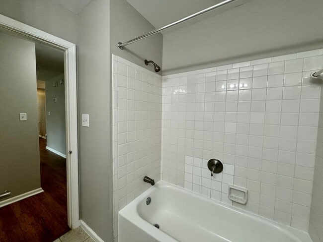 Building Photo - READY 05-15-25!! Ranch Home w/2-Car Garage...