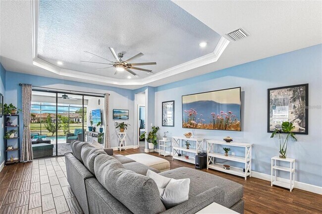 Building Photo - 10834 Calluna Dr