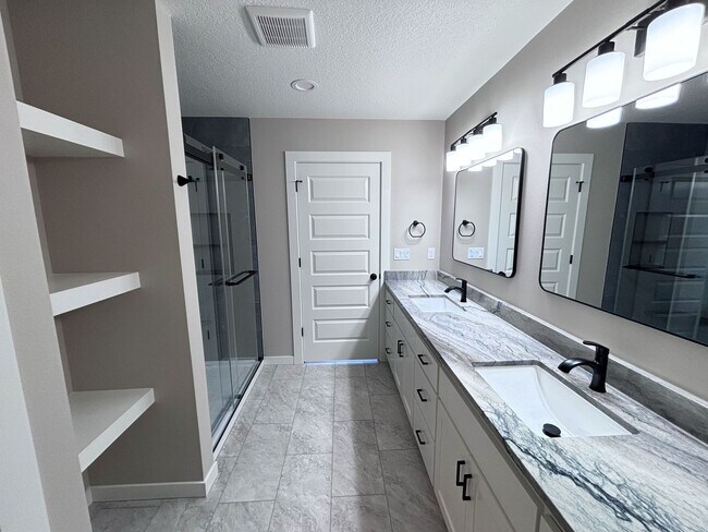Building Photo - 4846-4848 Elvira Pl. Keizer, OR