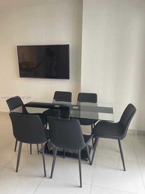 Building Photo - 185 SE 14th Terrace