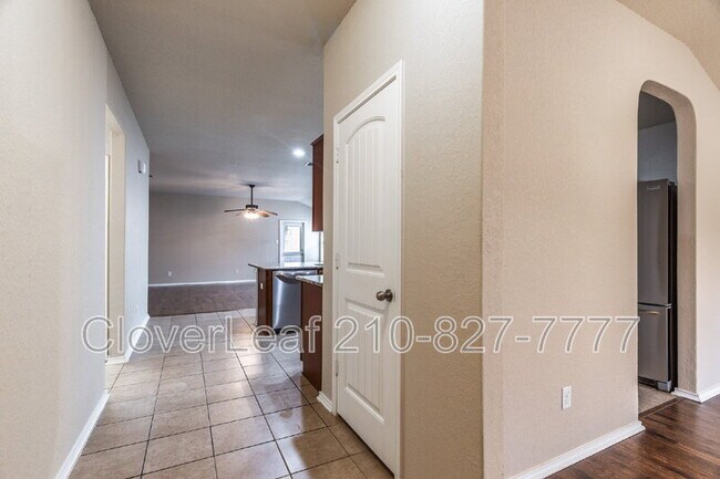 Building Photo - 8126 Radiant Star