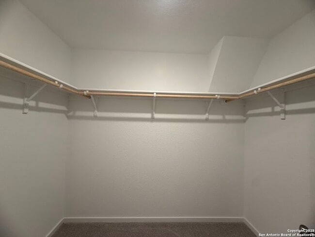 Building Photo - 252 Ottawa Wy