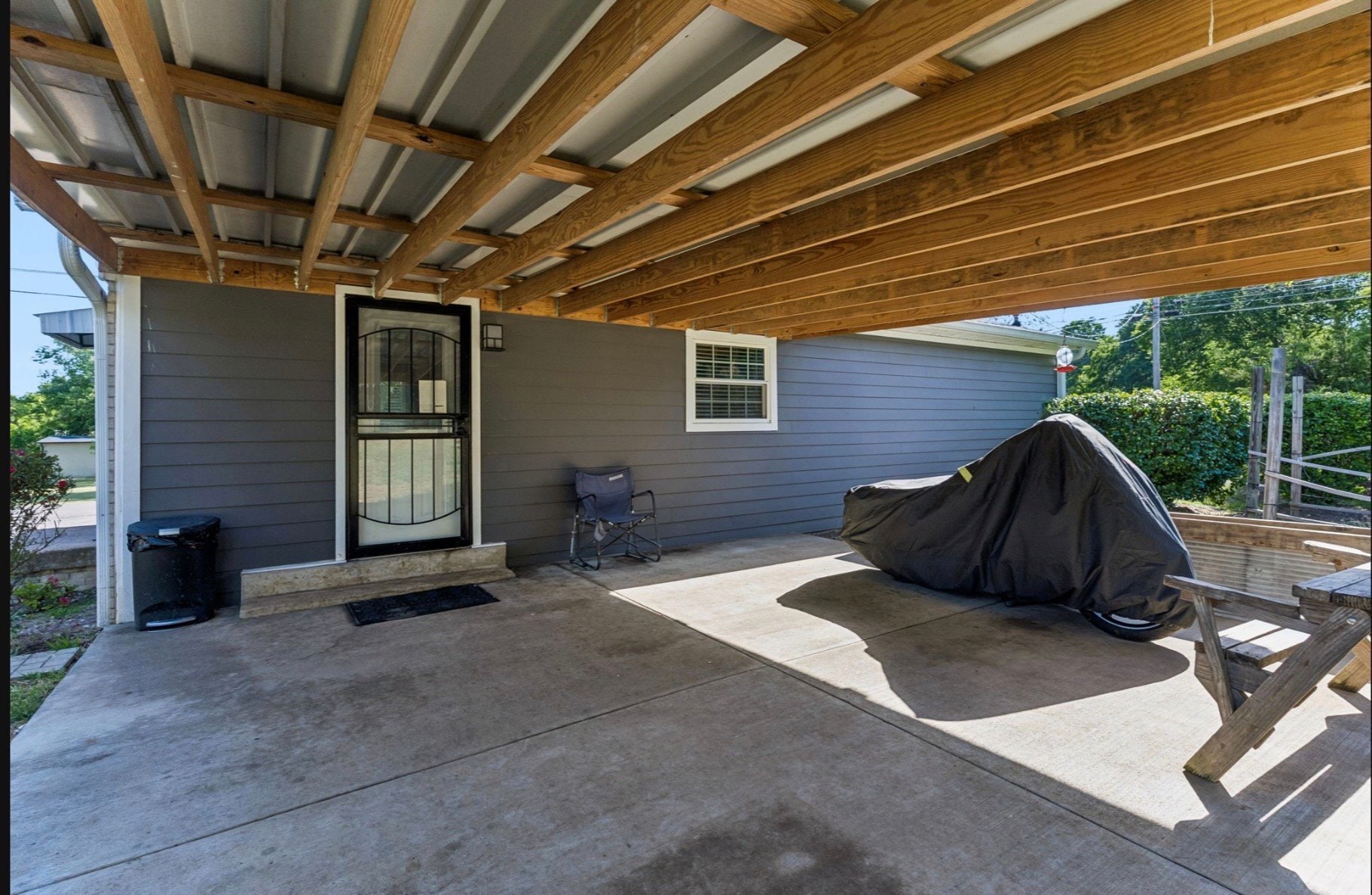 Building Photo - 15 Cedar Creek Dr