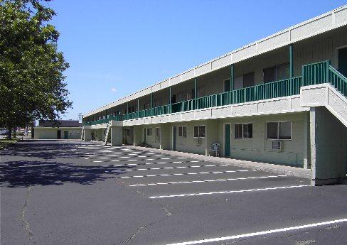 Primary Photo - Starvista Apartments