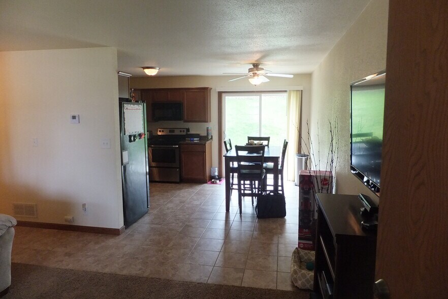 Building Photo - 1525 Jefferson St