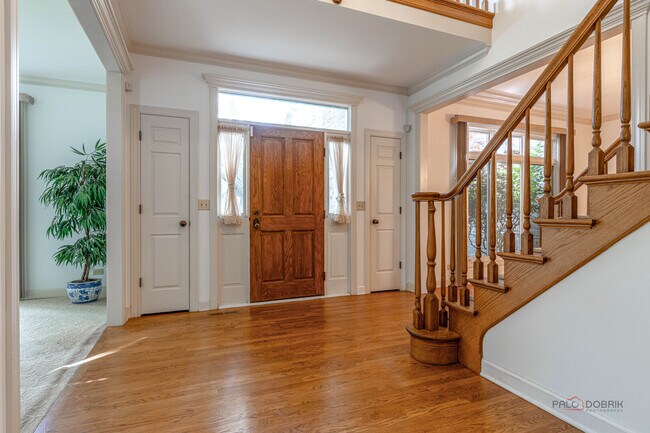 Building Photo - 5420 Belmont Ct